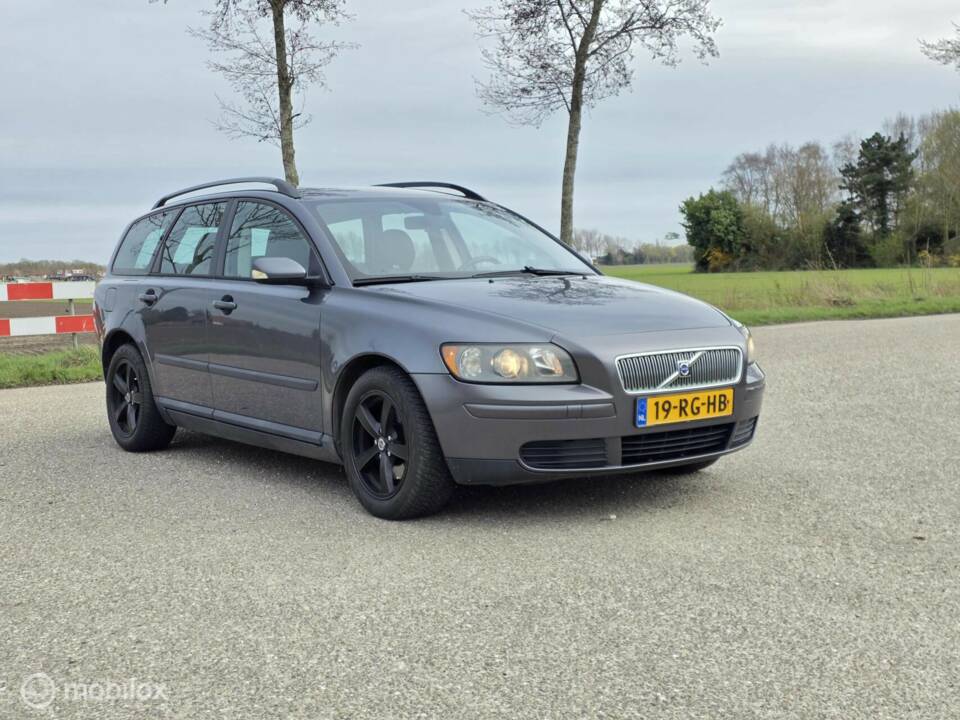 Image 6/33 de Volvo V50 2.4 (2005)