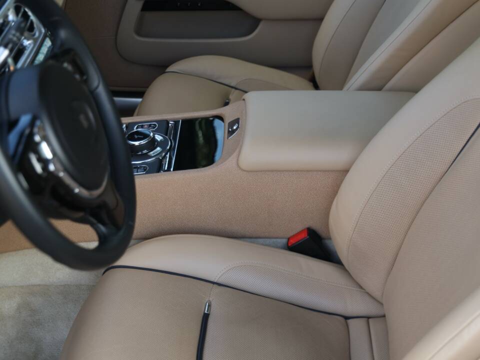 Bild 49/50 von Rolls-Royce Wraith (2014)