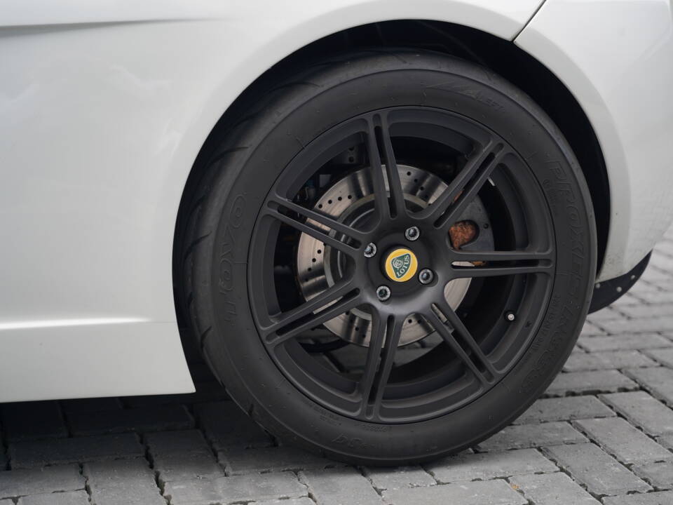 Image 49/50 of Lotus 2-Eleven GT4 (2009)