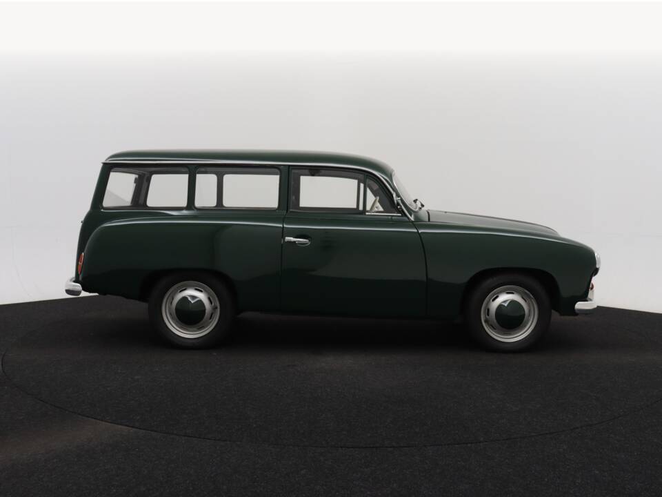 Image 22/24 of Goliath 700 (1955)