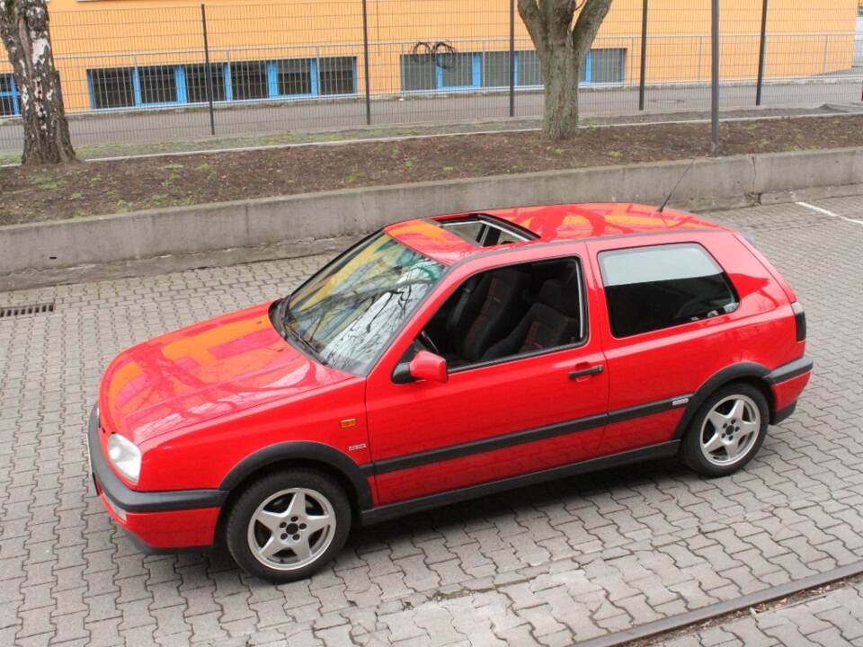 Image 3/21 of Volkswagen Golf III 2.0 (1994)