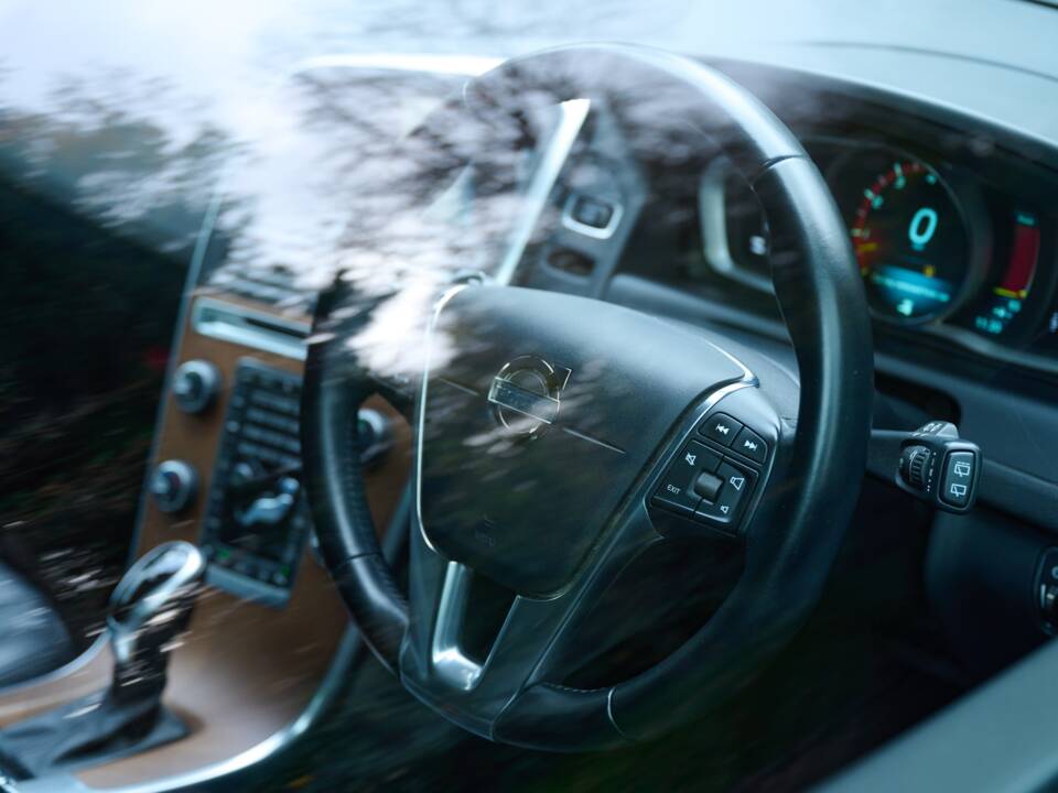 Bild 48/50 von Volvo XC60 T6 (2014)