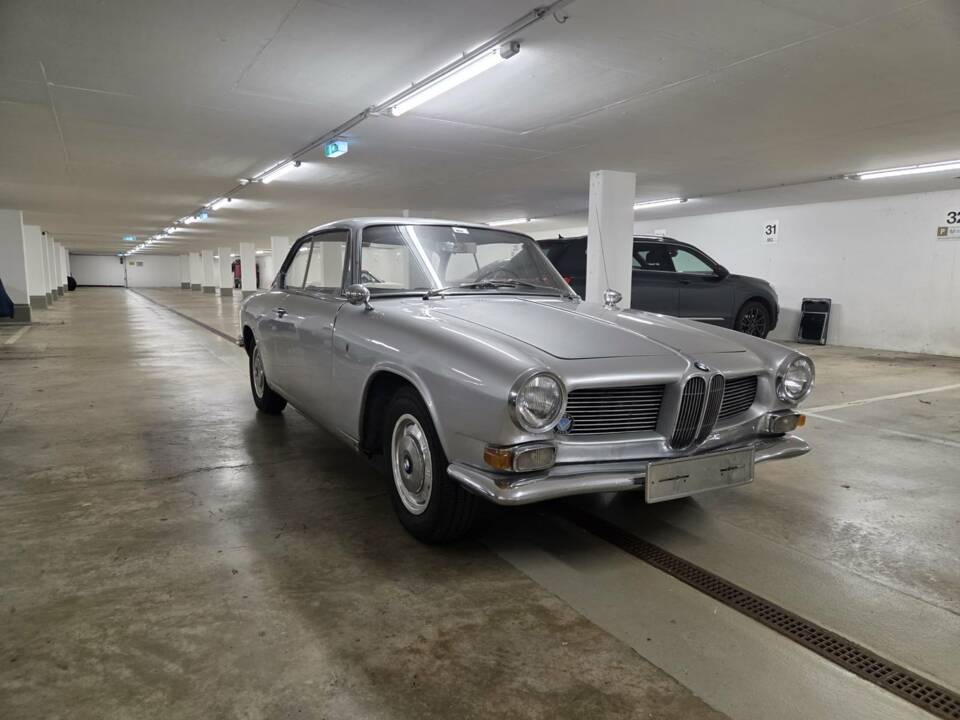 Image 3/19 of BMW 3200 CS (1964)