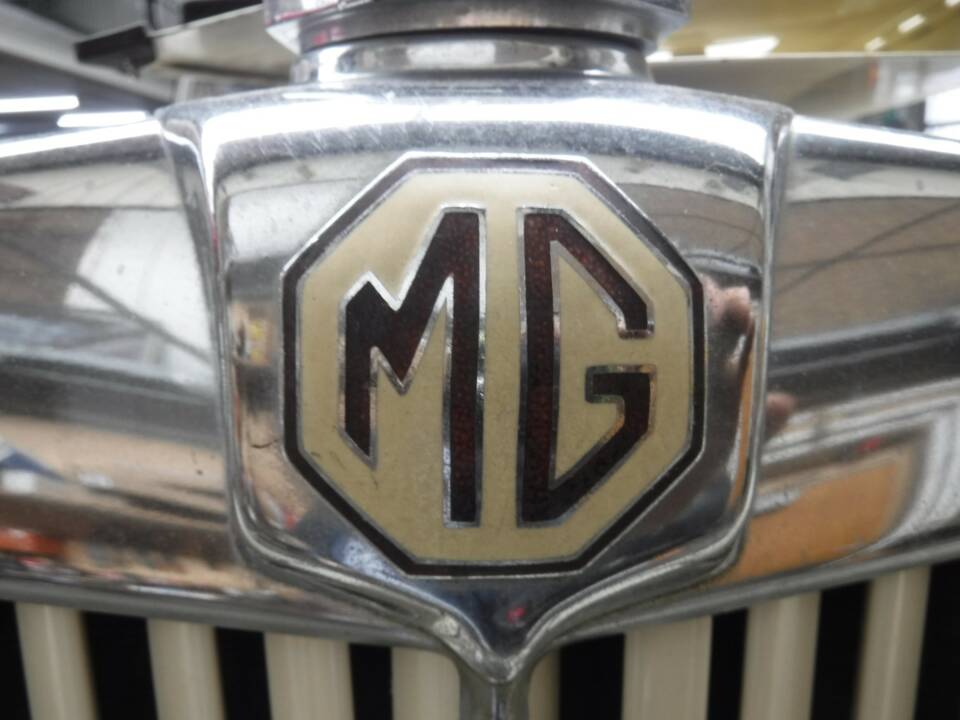 Image 17/50 de MG TD (1952)