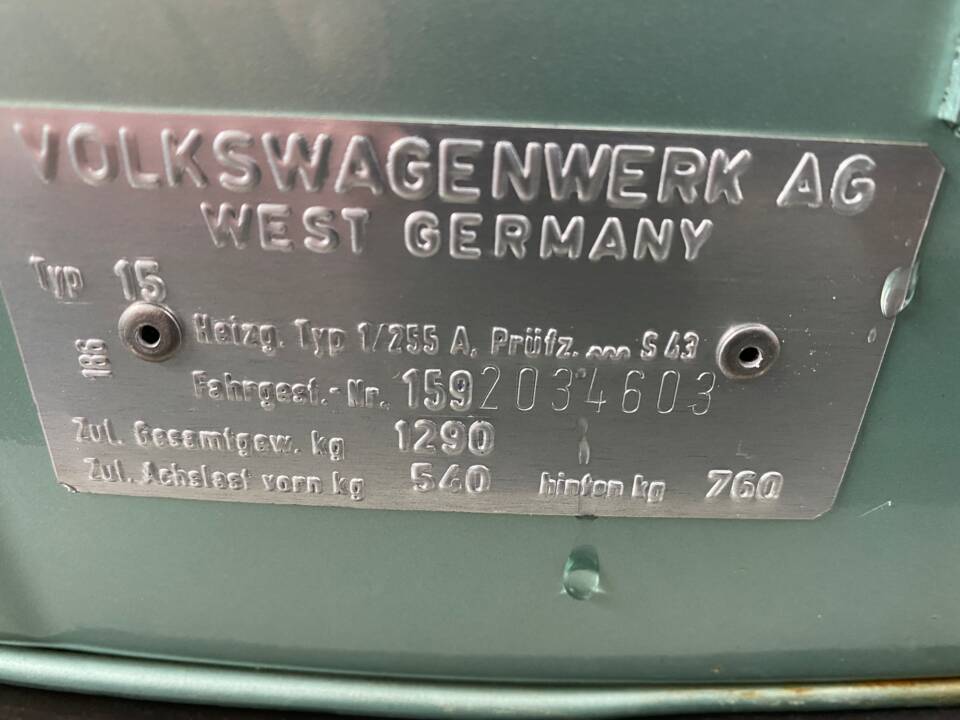 Image 29/96 of Volkswagen Beetle 1303 (1980)