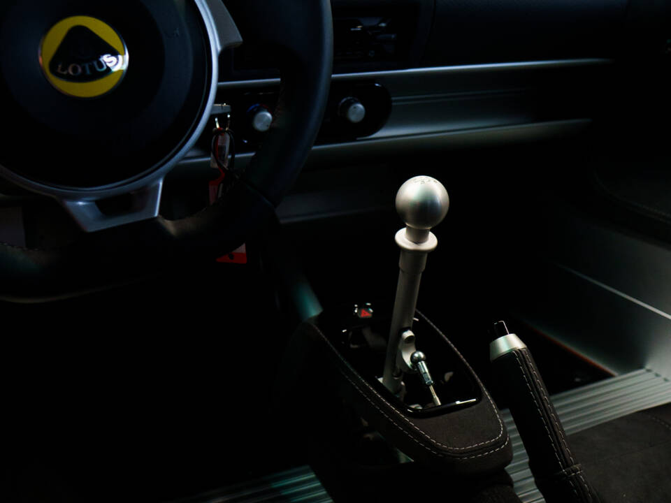 Immagine 2/15 di Lotus Elise Sport 240 &quot;Final Edition&quot; (2022)