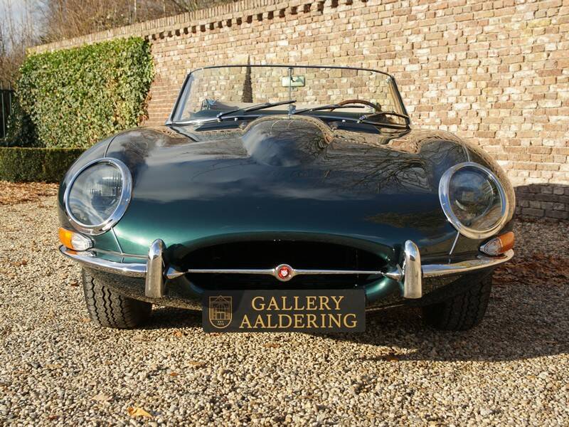 Image 41/50 de Jaguar Type E 4.2 (1967)