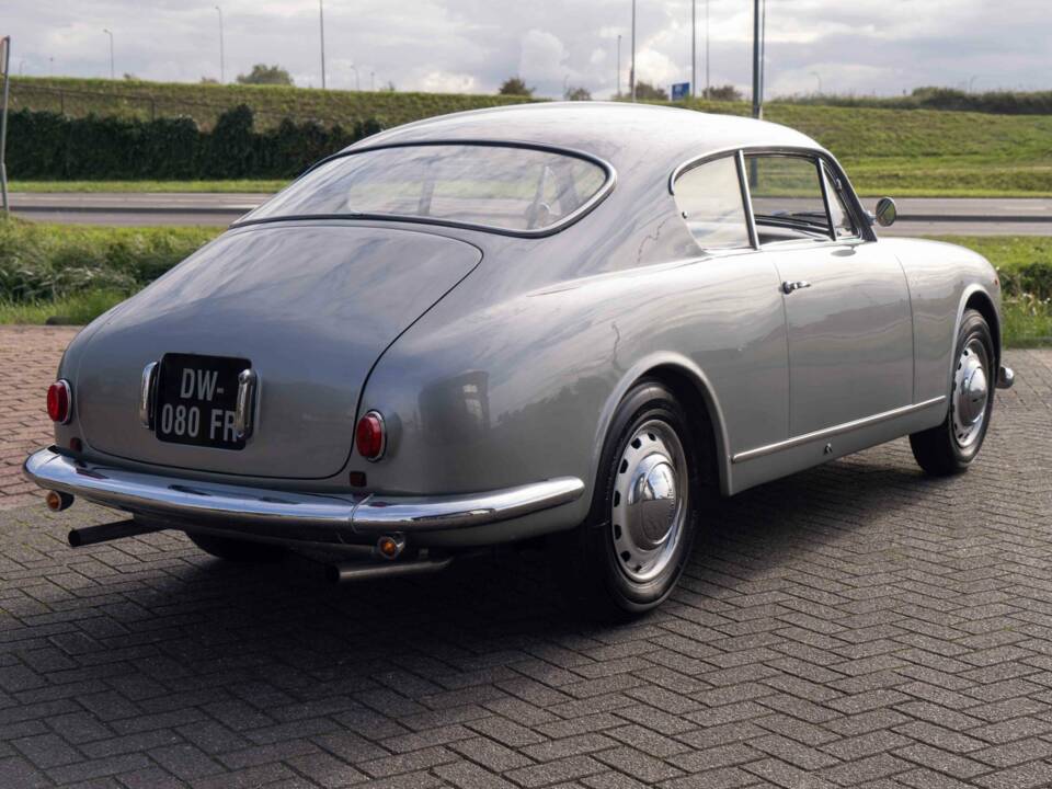 Bild 5/8 von Lancia Aurelia B20 GT 2500 (1959)