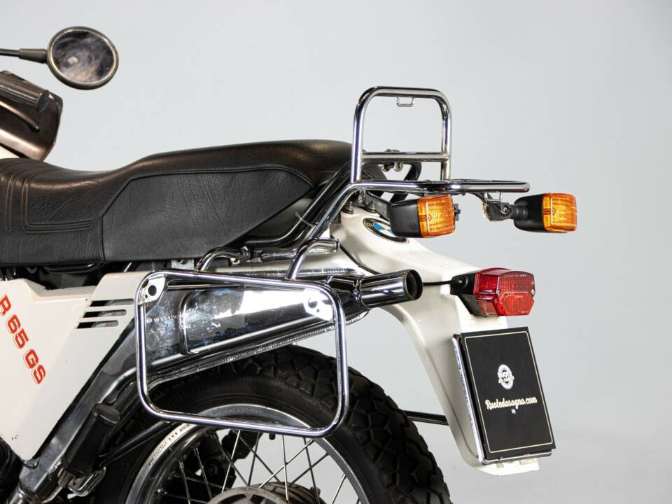 Image 19/50 of BMW R 65 GS (1989)
