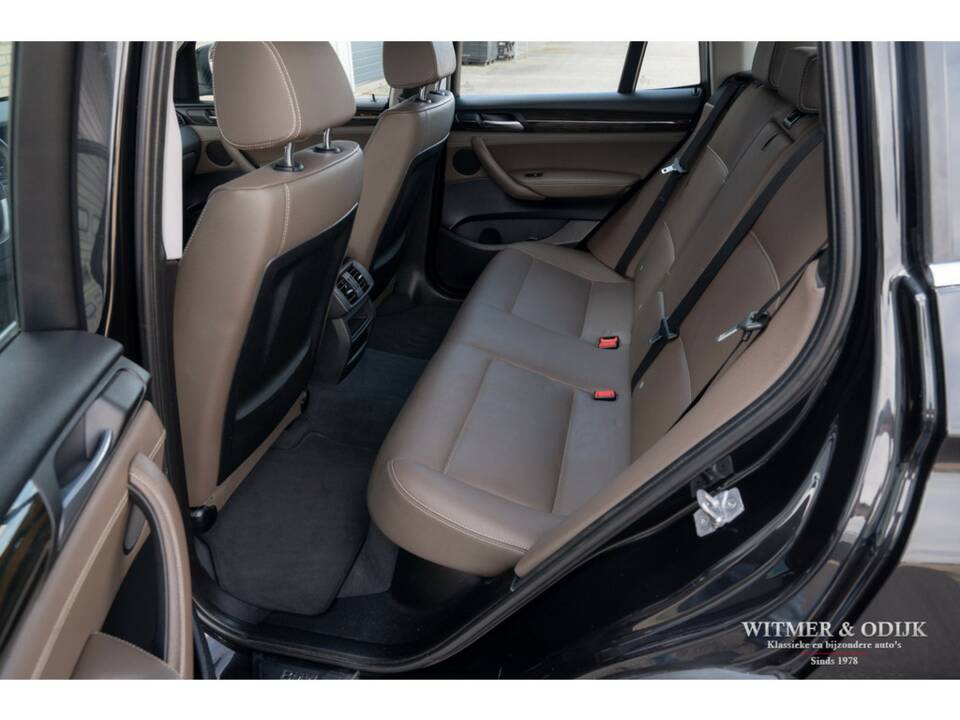 Bild 13/21 von BMW X3 xDrive35i (2011)