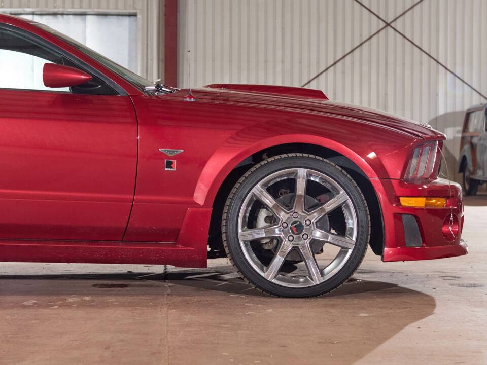 Image 64/68 of Ford Mustang GT (2005)