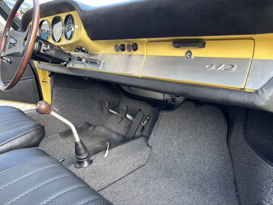 Image 26/70 of Porsche 912 (1965)