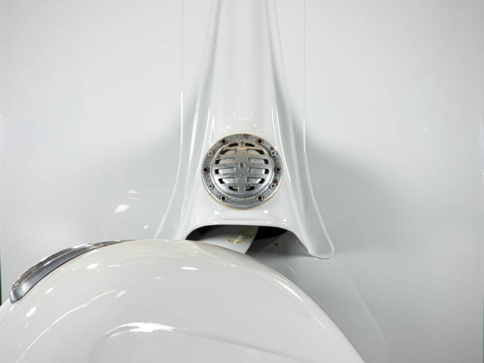 Immagine 39/50 di Piaggio Vespa 125 (1959)