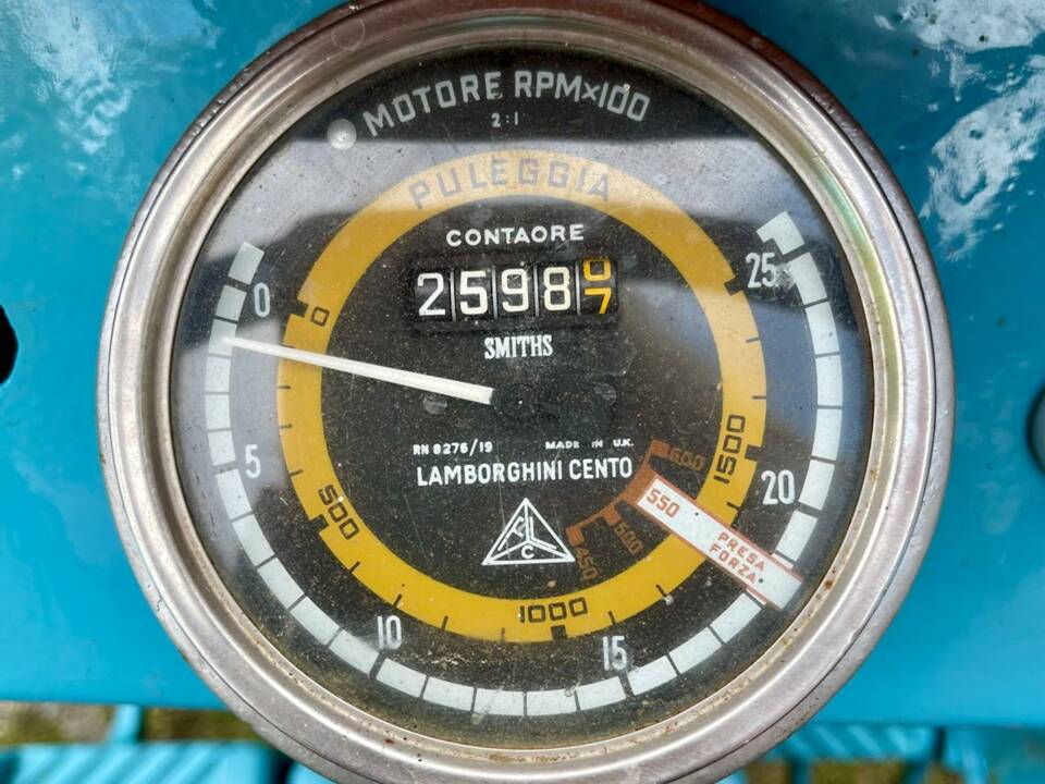 Image 33/52 of Lamborghini 2R (1965)