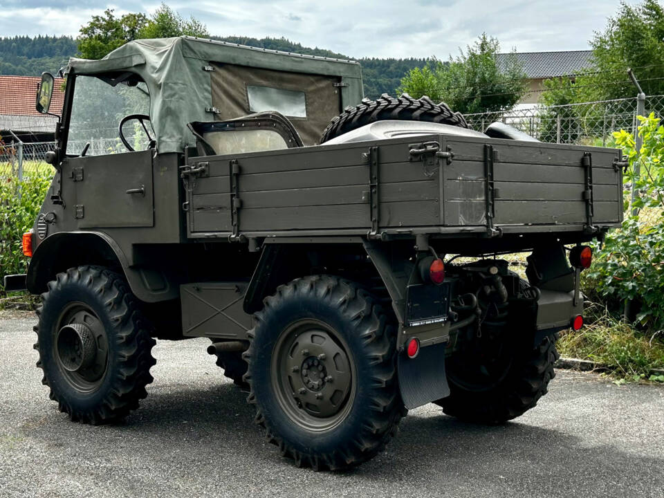 Image 4/10 de Mercedes-Benz Unimog 411 (1967)