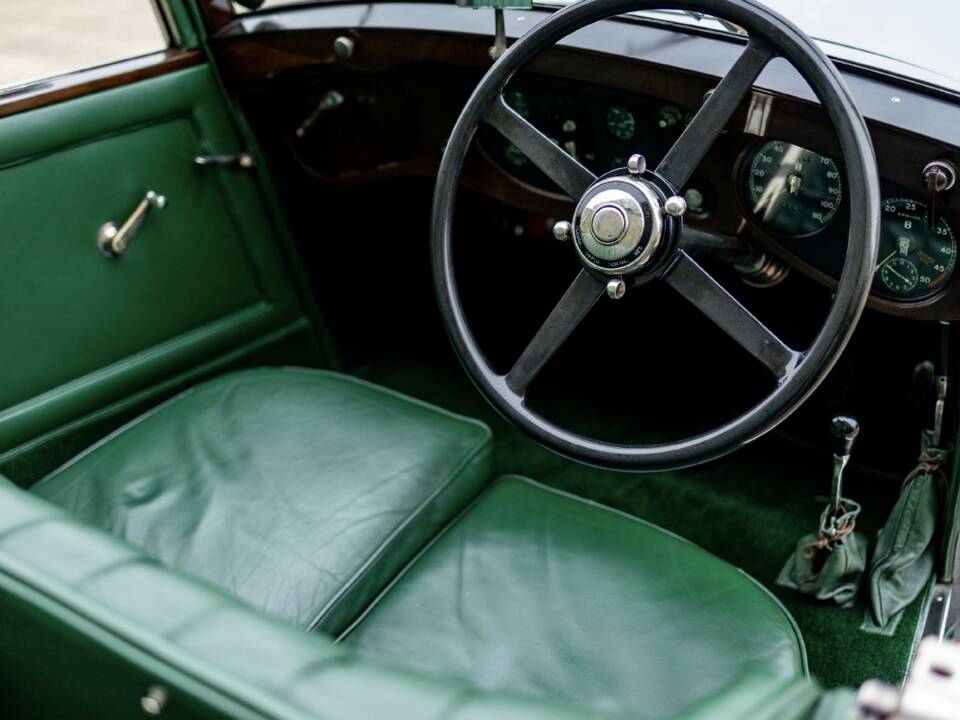 Image 18/50 of Bentley 3 1&#x2F;2 Litre (1934)