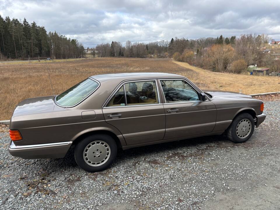 Imagen 23/43 de Mercedes-Benz 420 SE (1989)