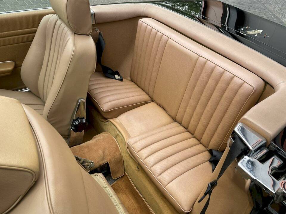 Image 22/36 of Mercedes-Benz 560 SL (1986)