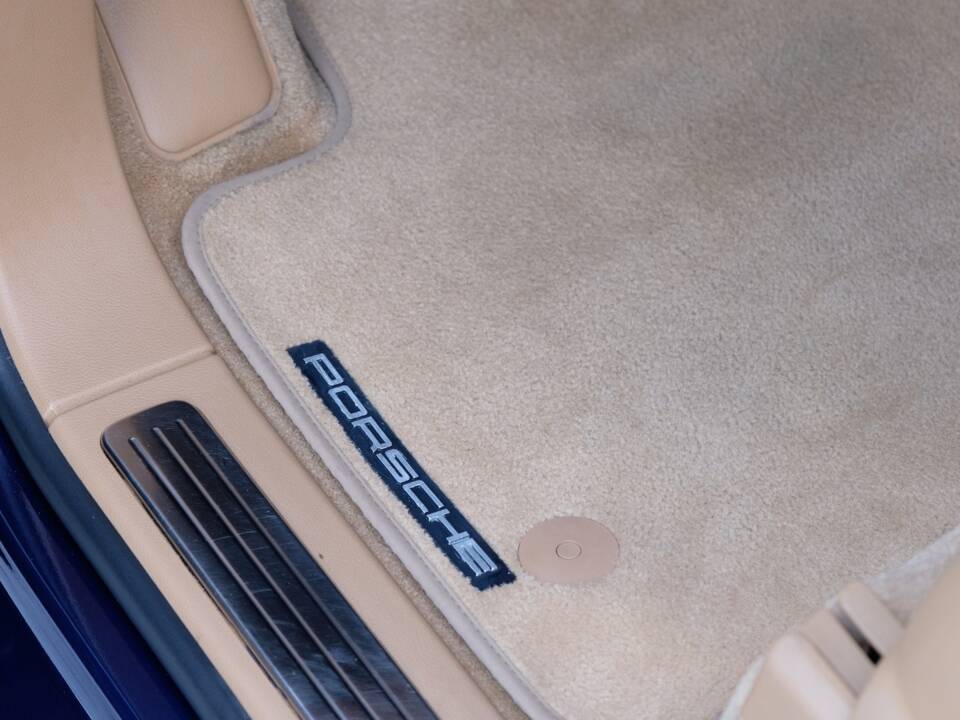 Immagine 52/70 di Porsche Cayenne S (2007)