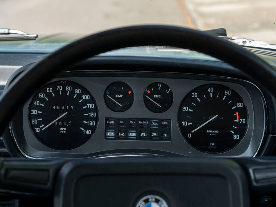 Afbeelding 16/29 van BMW 3,3 L (1975)