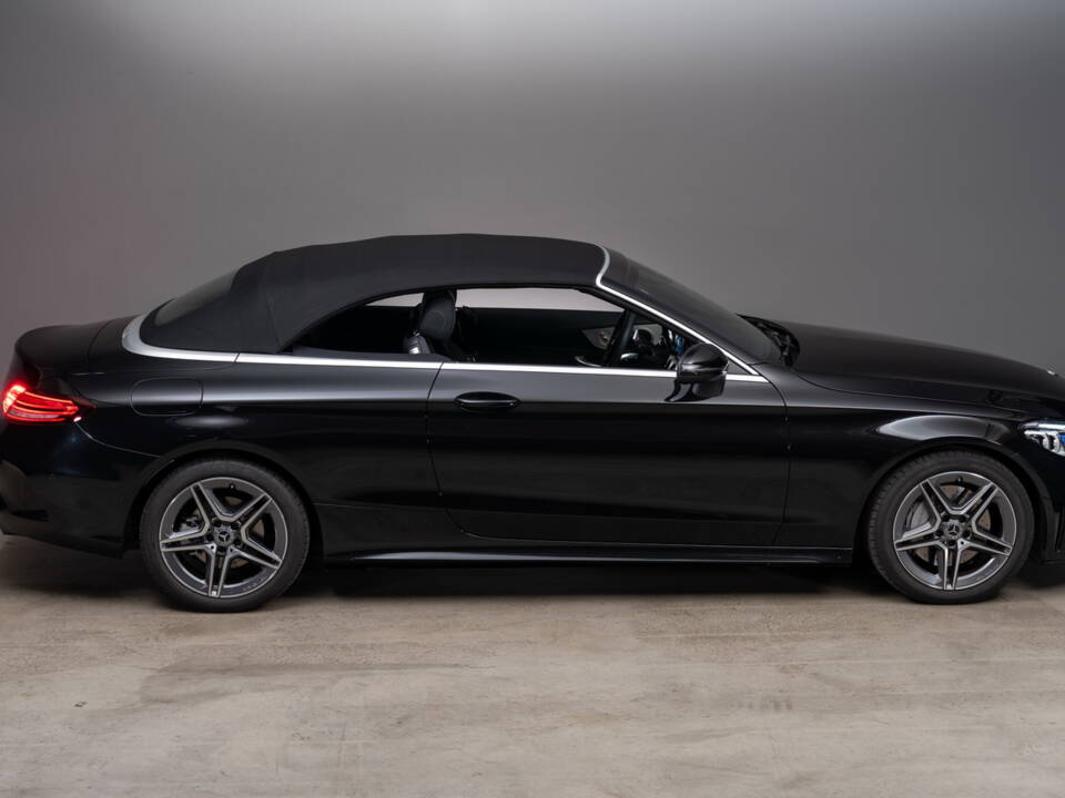 Bild 8/41 von Mercedes-Benz C 300 (2023)