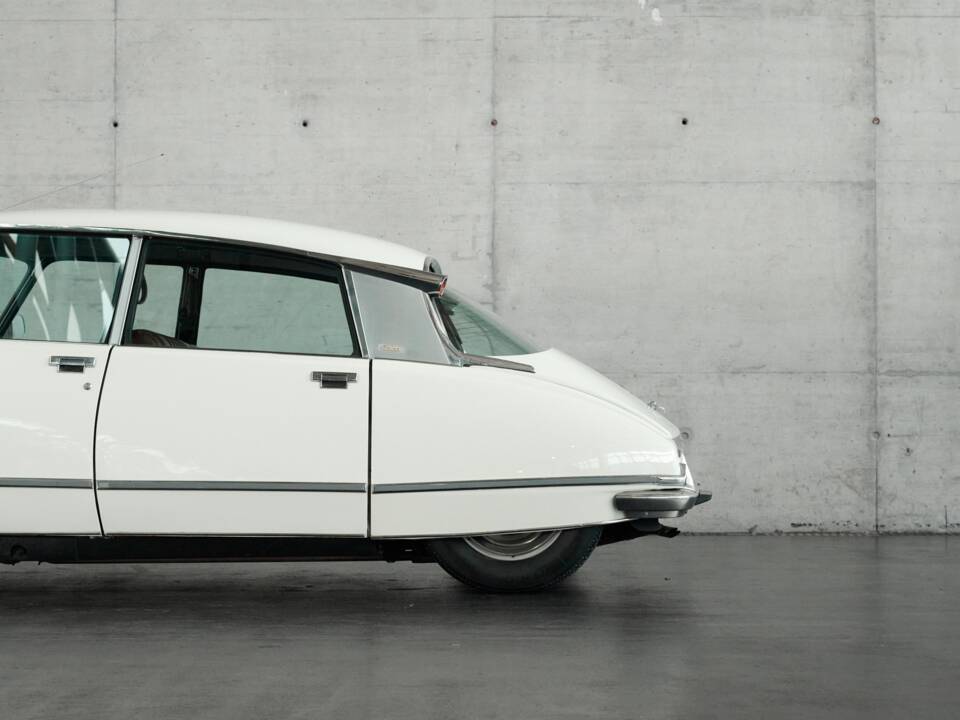 Bild 38/50 von Citroën DS 23 Pallas IE (1974)
