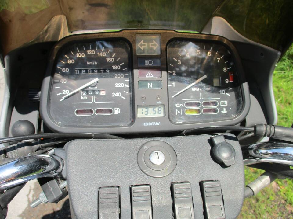 Image 5/6 of BMW K 75 (1990)
