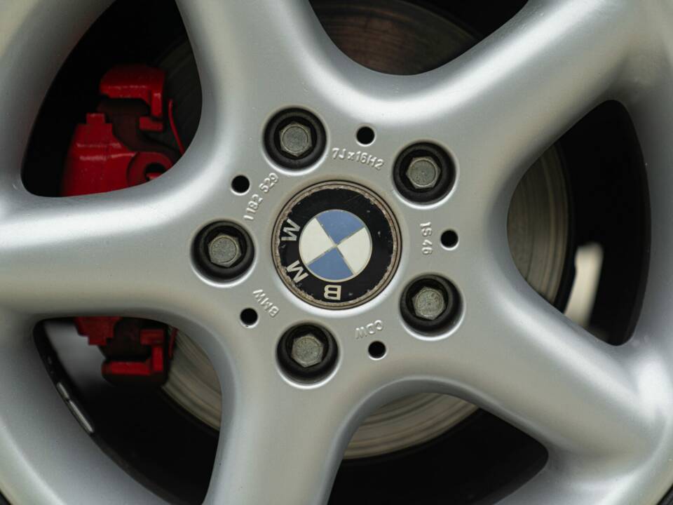 Image 14/50 of BMW 318 (1994)