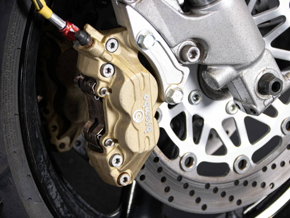 Immagine 37/48 di Suzuki RGV 250 Gamma (1990)