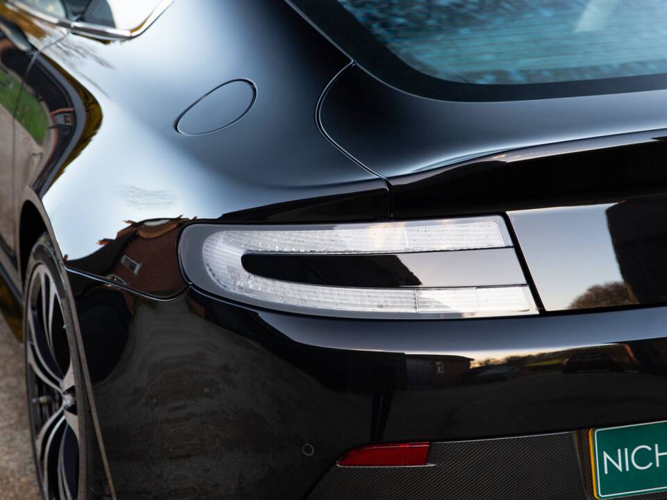 Bild 43/74 von Aston Martin V12 Vantage (2012)