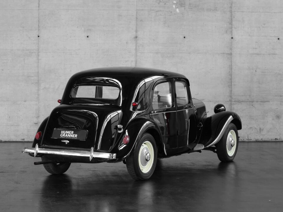 Image 4/50 of Citroën Traction Avant 11 BL (1953)