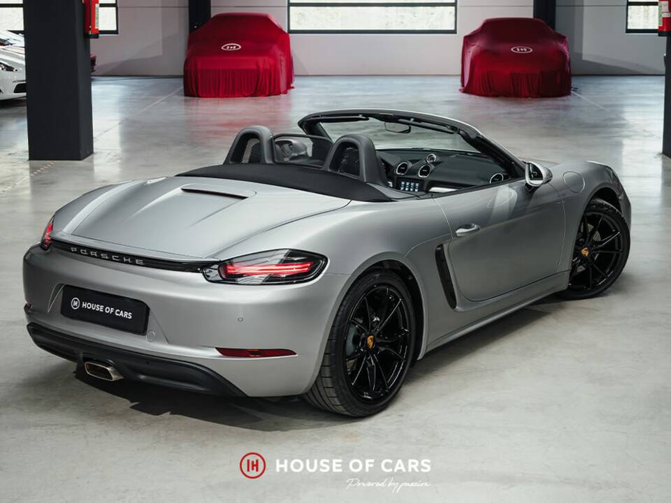 Image 7/25 of Porsche 718 Boxster (2023)