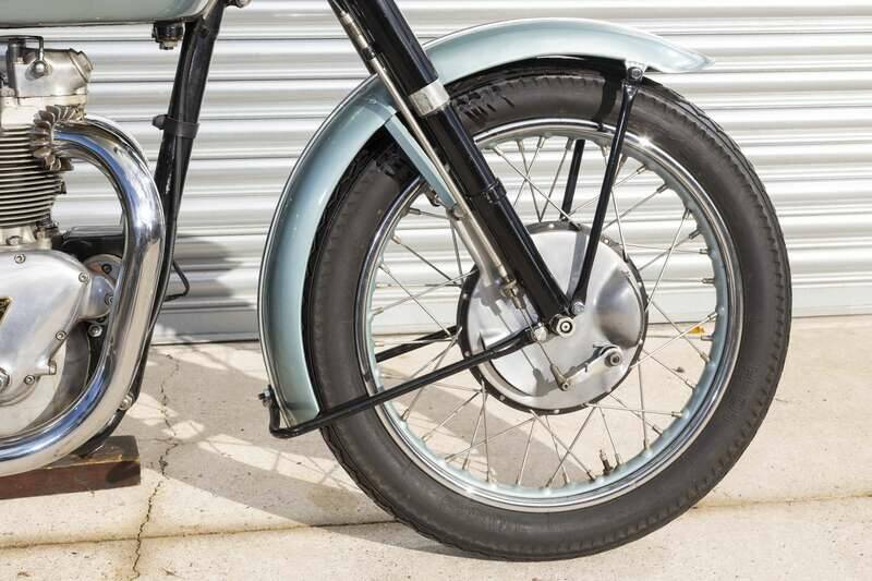 Image 12/46 of Triumph Tiger 100 II (1954)