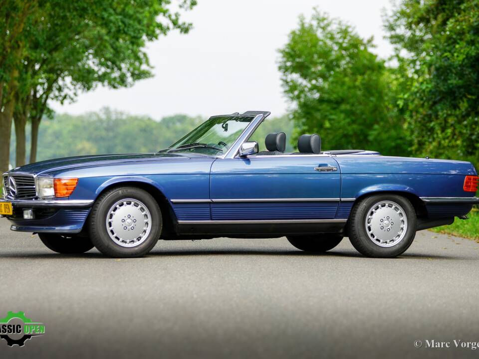 Immagine 20/60 di Mercedes-Benz 420 SL (1987)