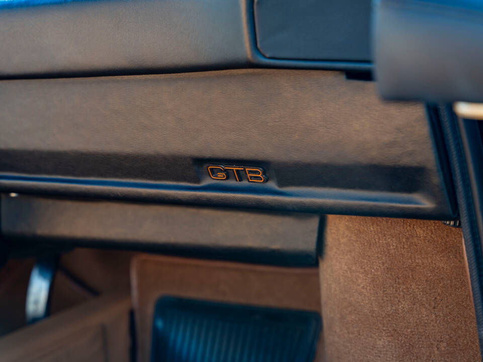 Image 9/36 de Ferrari 328 GTB (1986)