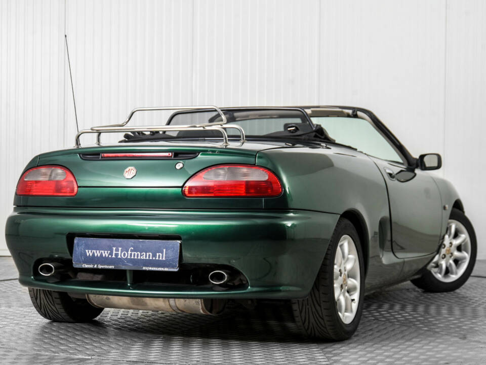 Bild 43/50 von MG F 1.8i (2000)