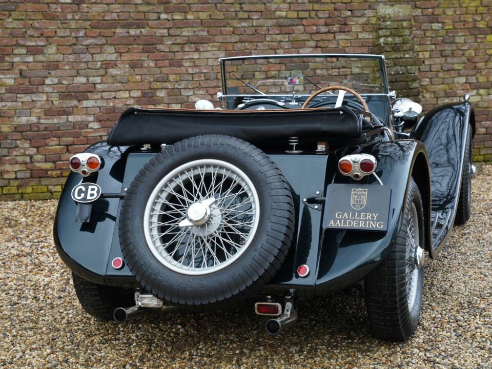 Image 27/50 de Jaguar SS 100 (1965)