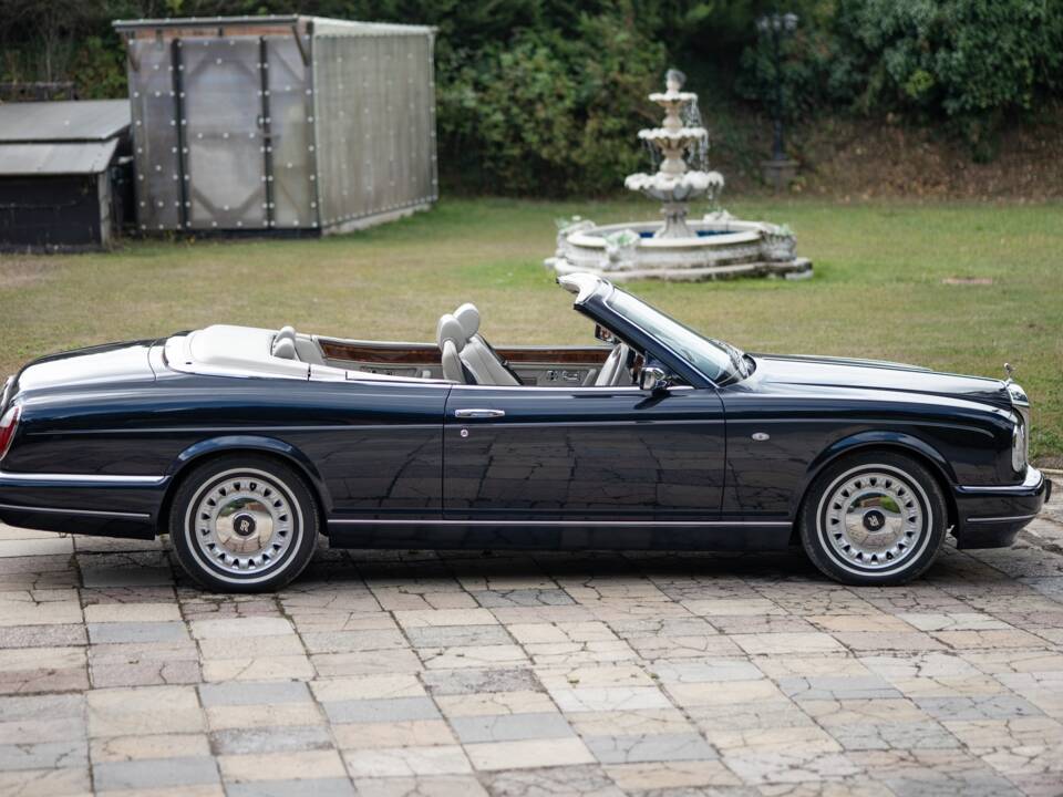 Imagen 2/50 de Rolls-Royce Corniche V (2000)