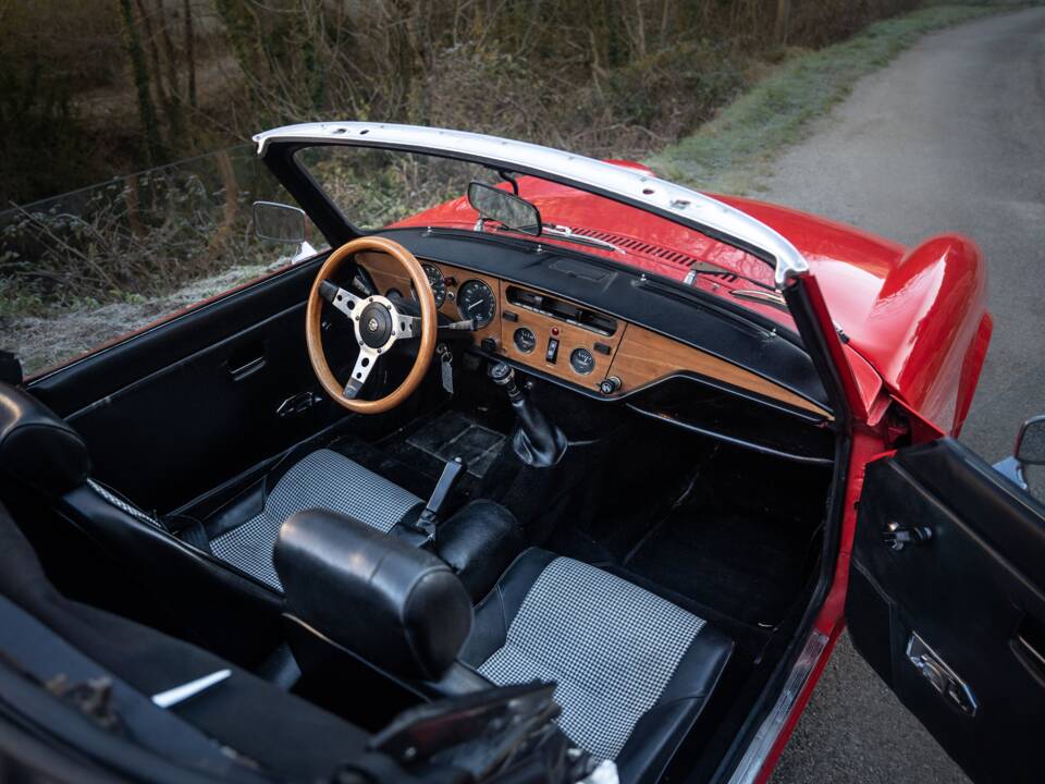 Image 75/98 of Triumph Spitfire 1500 (1978)