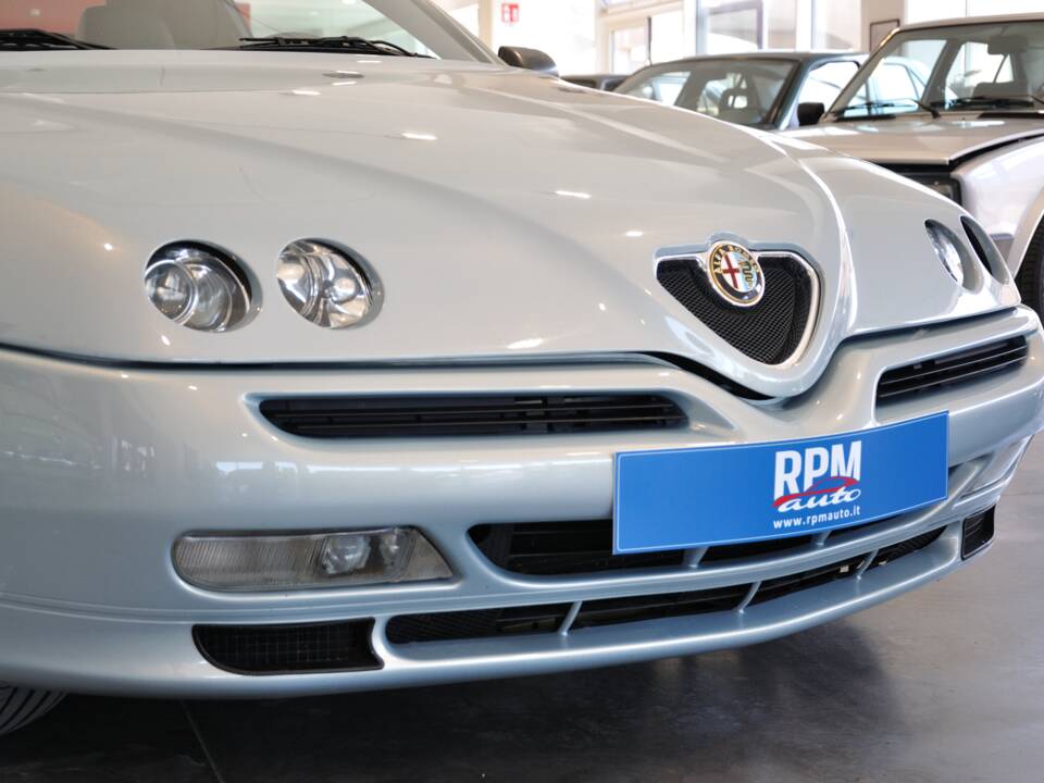 Immagine 24/41 di Alfa Romeo Spider 3.0 V6 12V (2000)