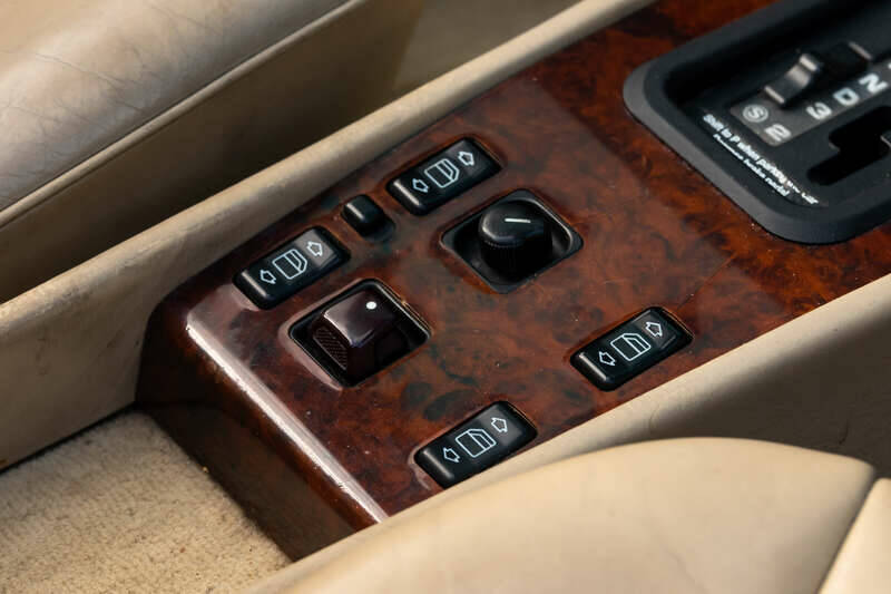 Immagine 45/50 di Mercedes-Benz E 320 (1994)