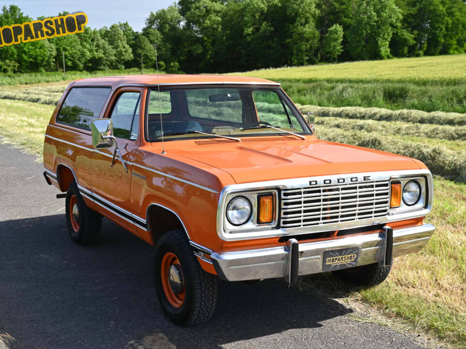 Image 3/59 of Dodge Ramcharger (1978)