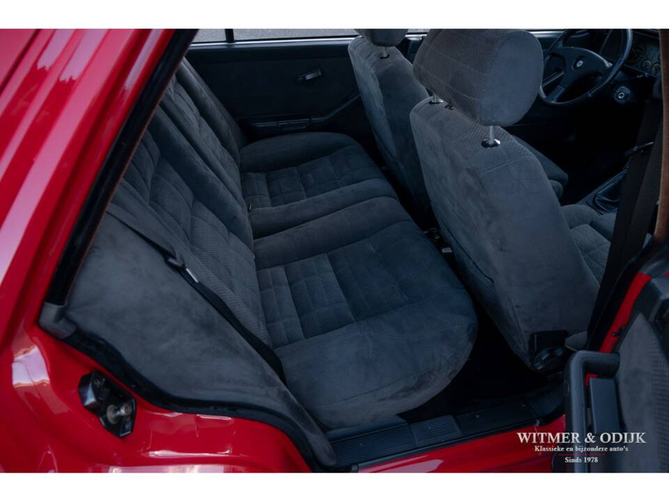 Immagine 14/27 di Lancia Delta HF Integrale (1991)