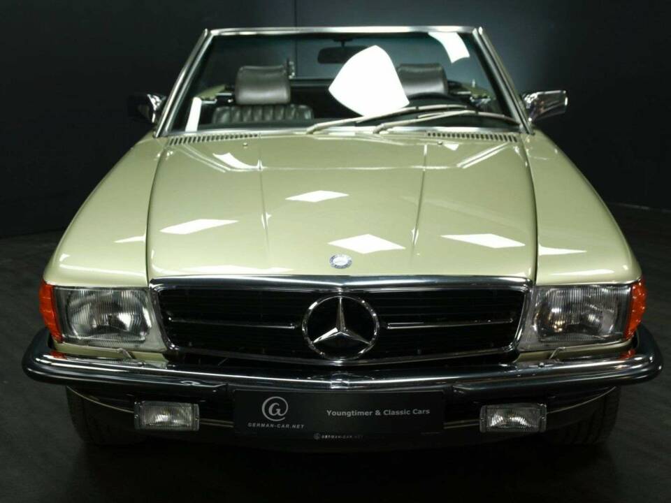 Imagen 8/50 de Mercedes-Benz 380 SL (1984)