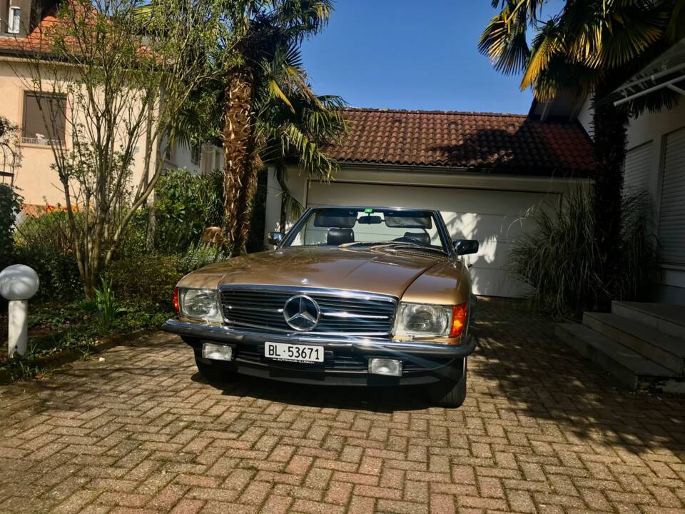 Bild 15/21 von Mercedes-Benz 500 SL (1981)