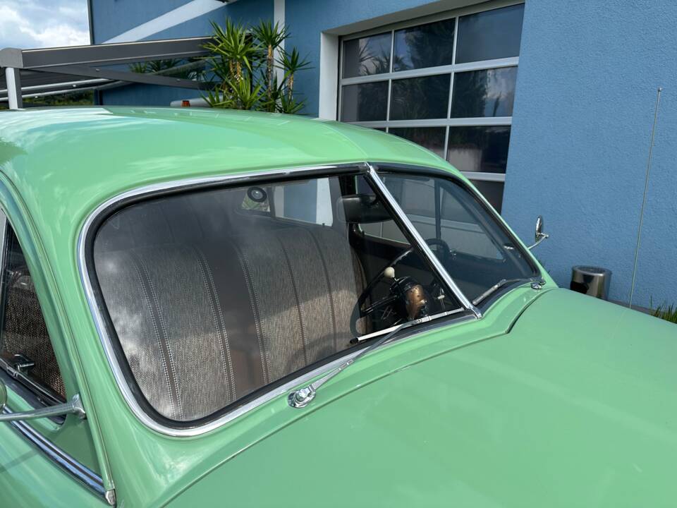 Immagine 25/70 di Packard Deluxe Eight Club Sedan (1950)