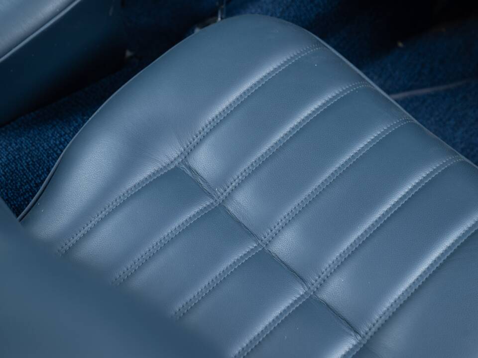 Image 22/40 of Mercedes-Benz 190 SL (1962)