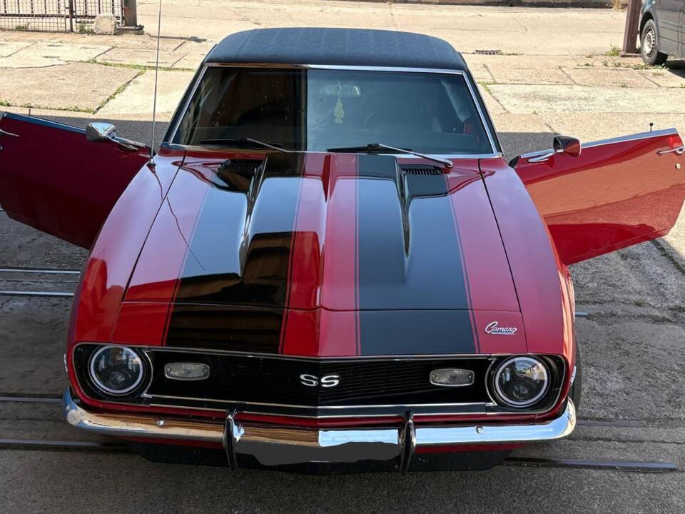 Image 8/19 of Chevrolet Camaro (1968)