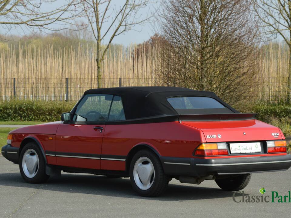 Bild 7/50 von Saab 900 2.0i 16V (1993)