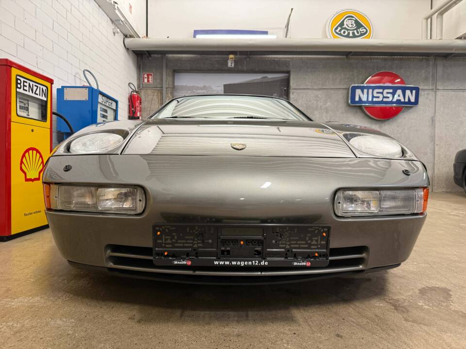 Image 3/19 of Porsche 928 S4 (1990)